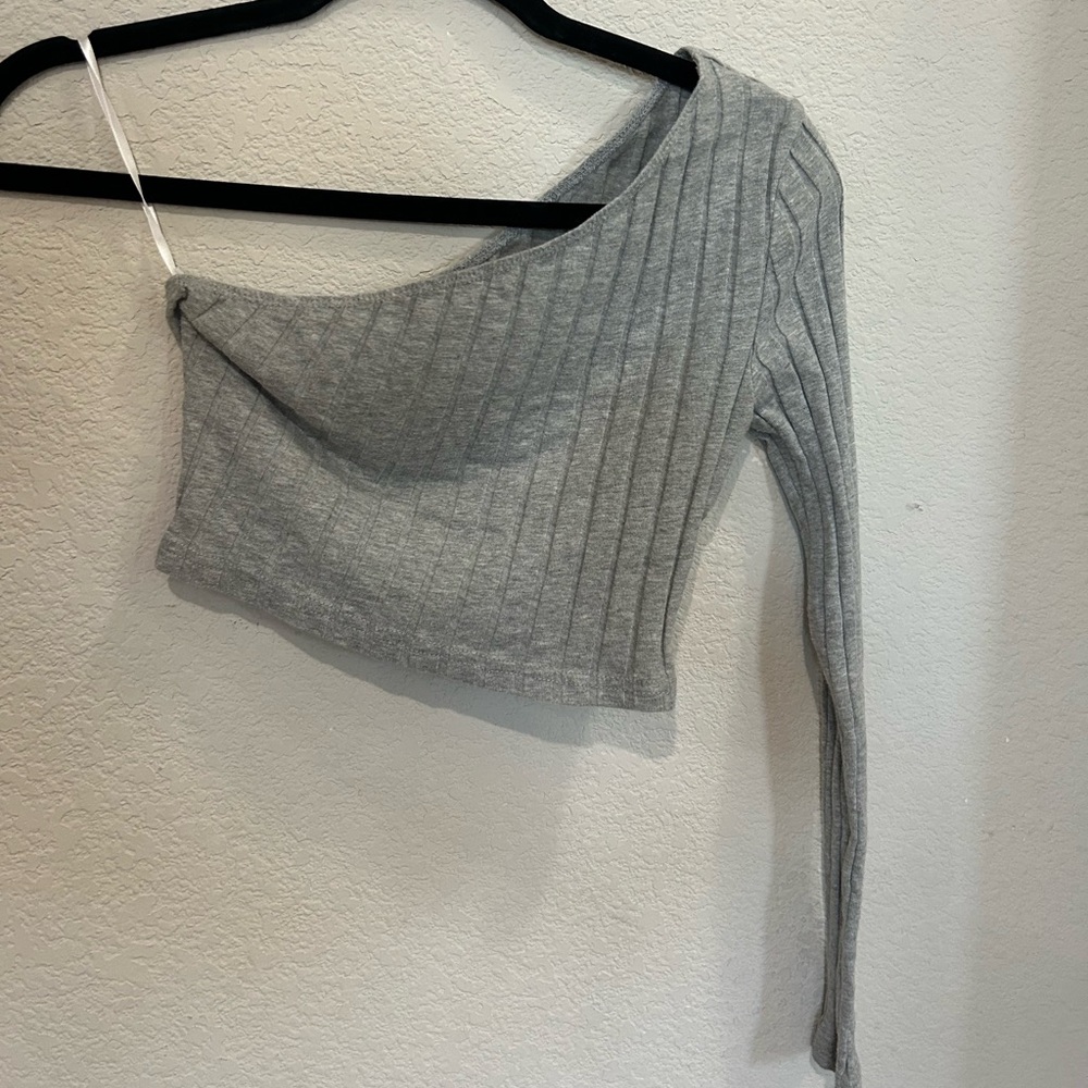 One shoulder Rib-nut crop